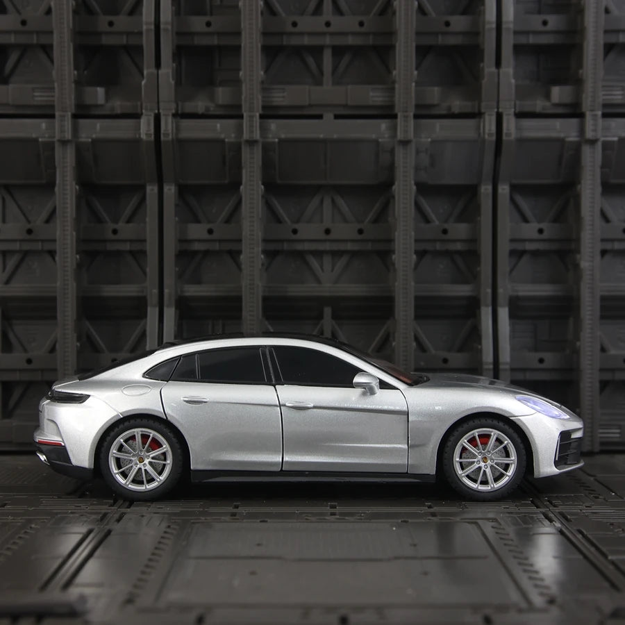 1:24 Simulate Porsche Panamera alloy car model, collect car doors that can be opened with sound and light, supercar ornaments