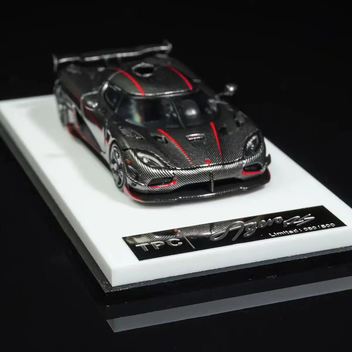 TPC 1:64 Agera RS Carbon Diecast Model Car